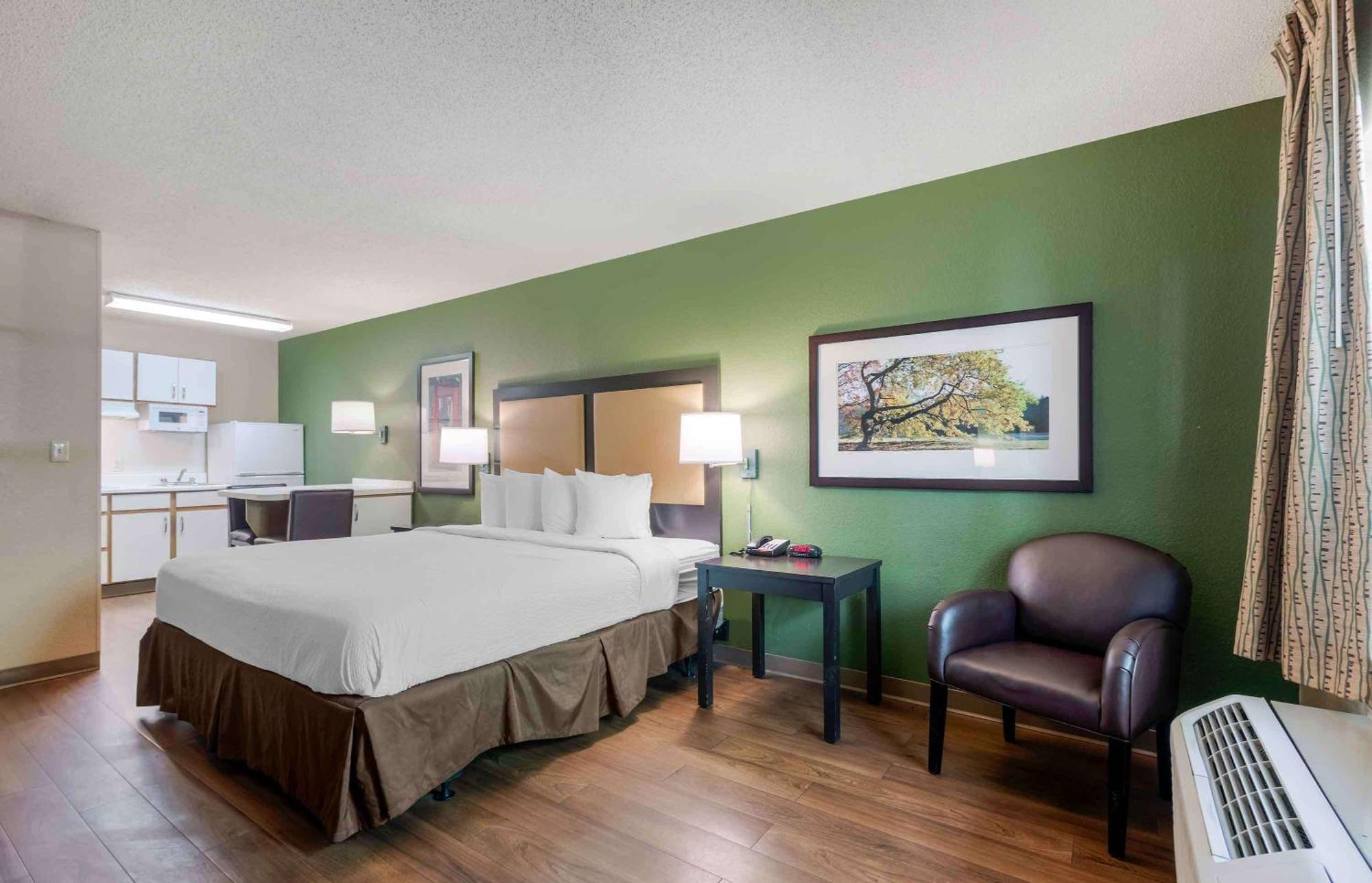 Extended Stay America Select Suites - Atlanta - Perimeter - Hammond Drive Екстер'єр фото