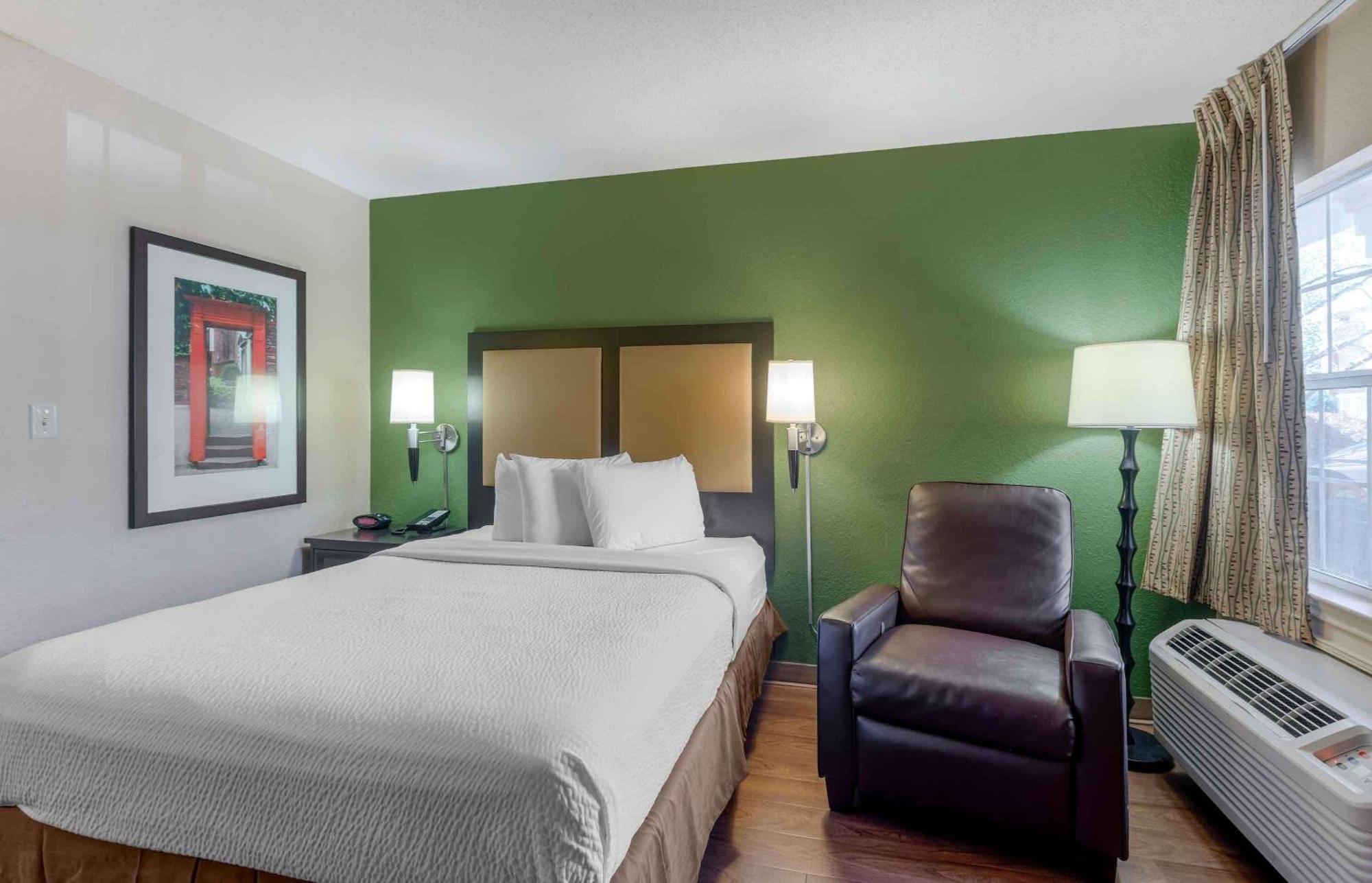 Extended Stay America Select Suites - Atlanta - Perimeter - Hammond Drive Екстер'єр фото