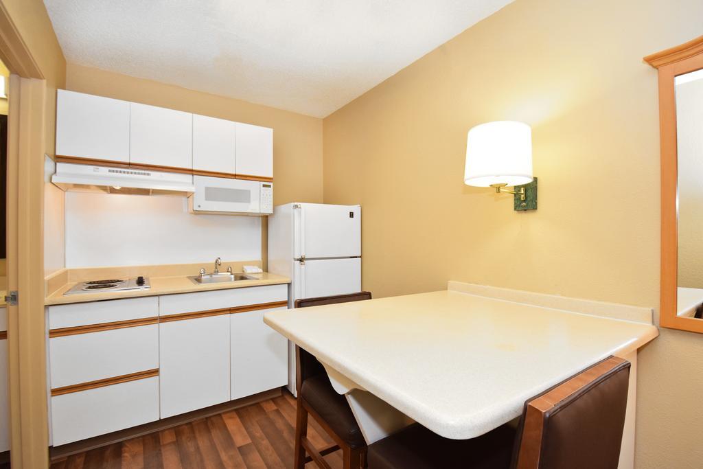 Extended Stay America Select Suites - Atlanta - Perimeter - Hammond Drive Екстер'єр фото